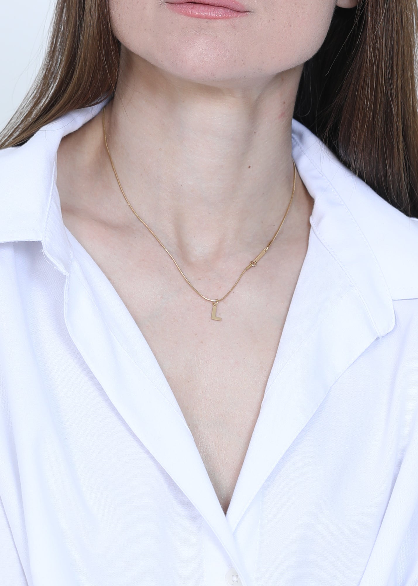 Short Necklace in Gold