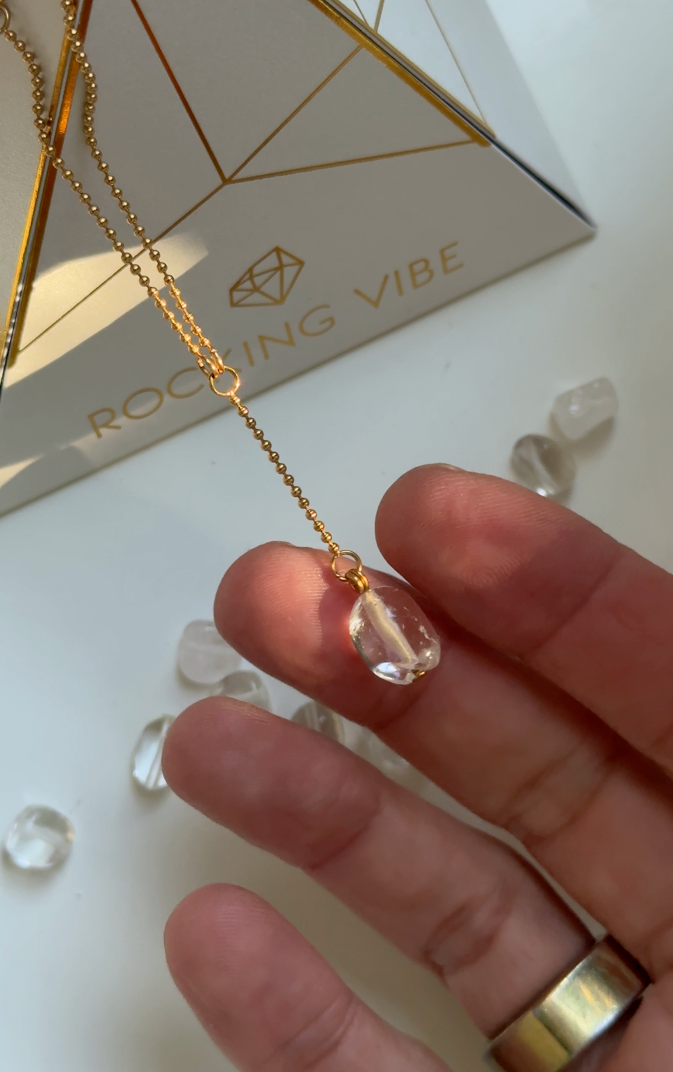 Quartz of Transformation crystal necklace - Rocking Vibe