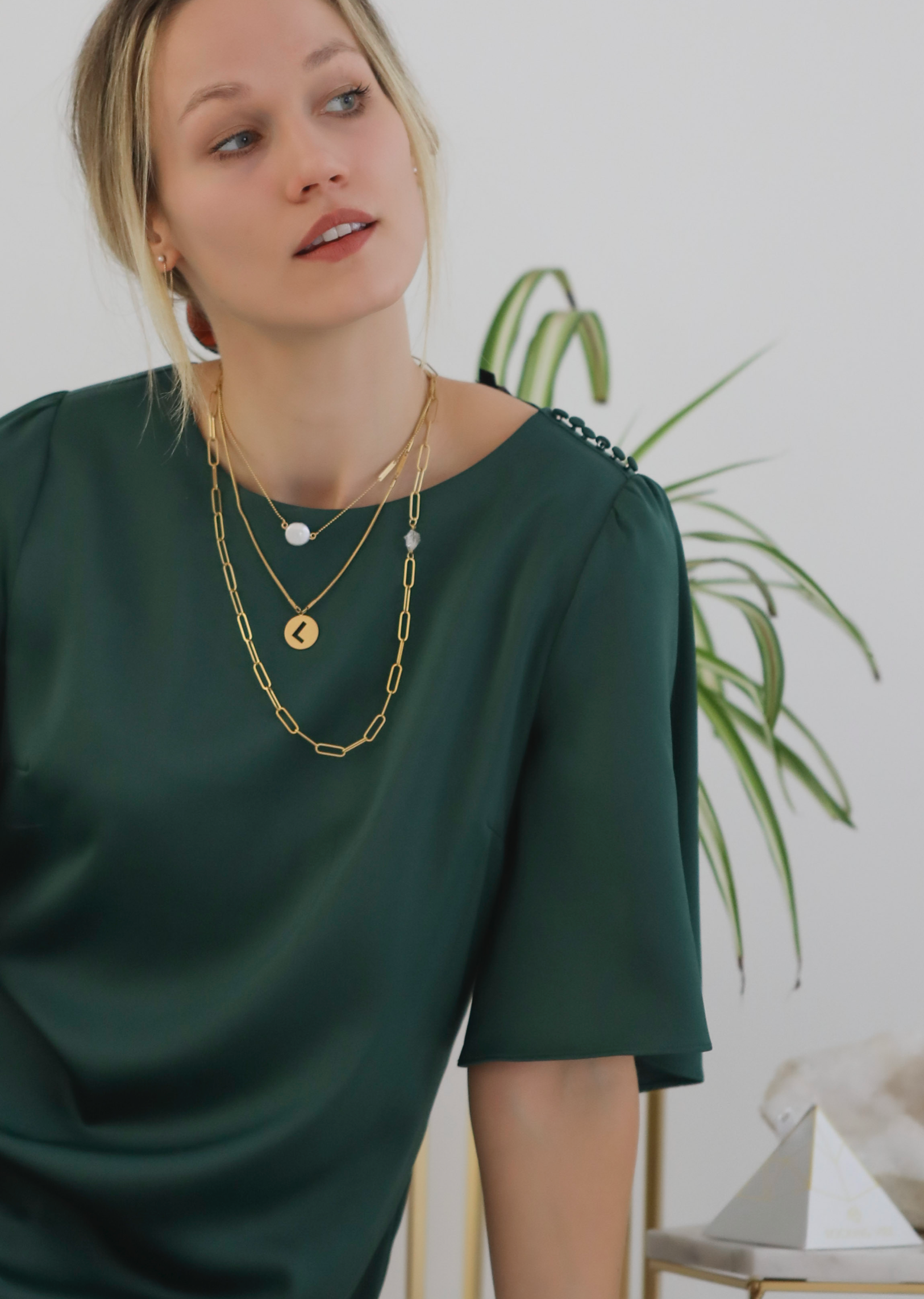 Fluid in gold