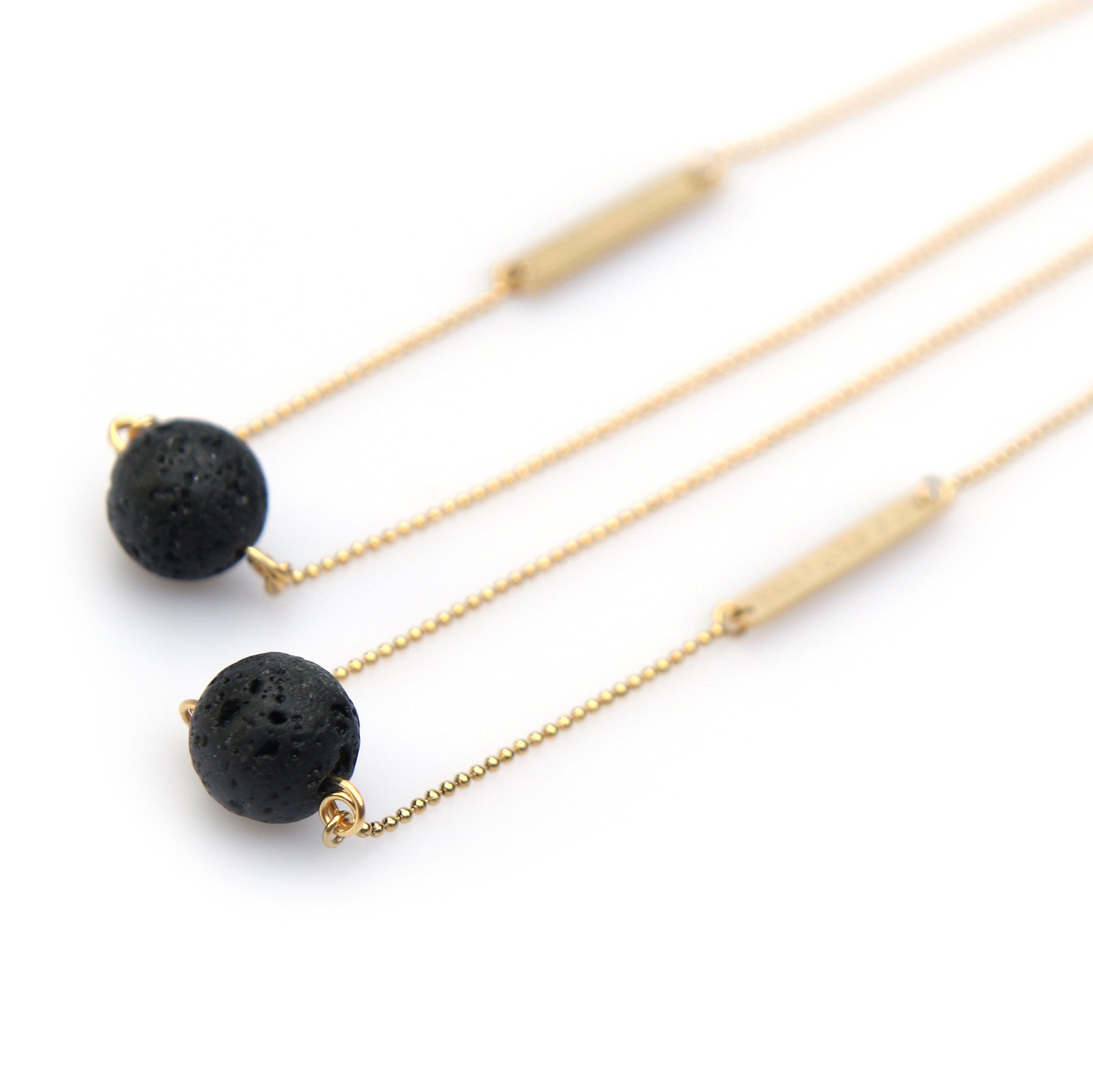 Equilibrium diffuser necklace in gold - Rocking Vibe