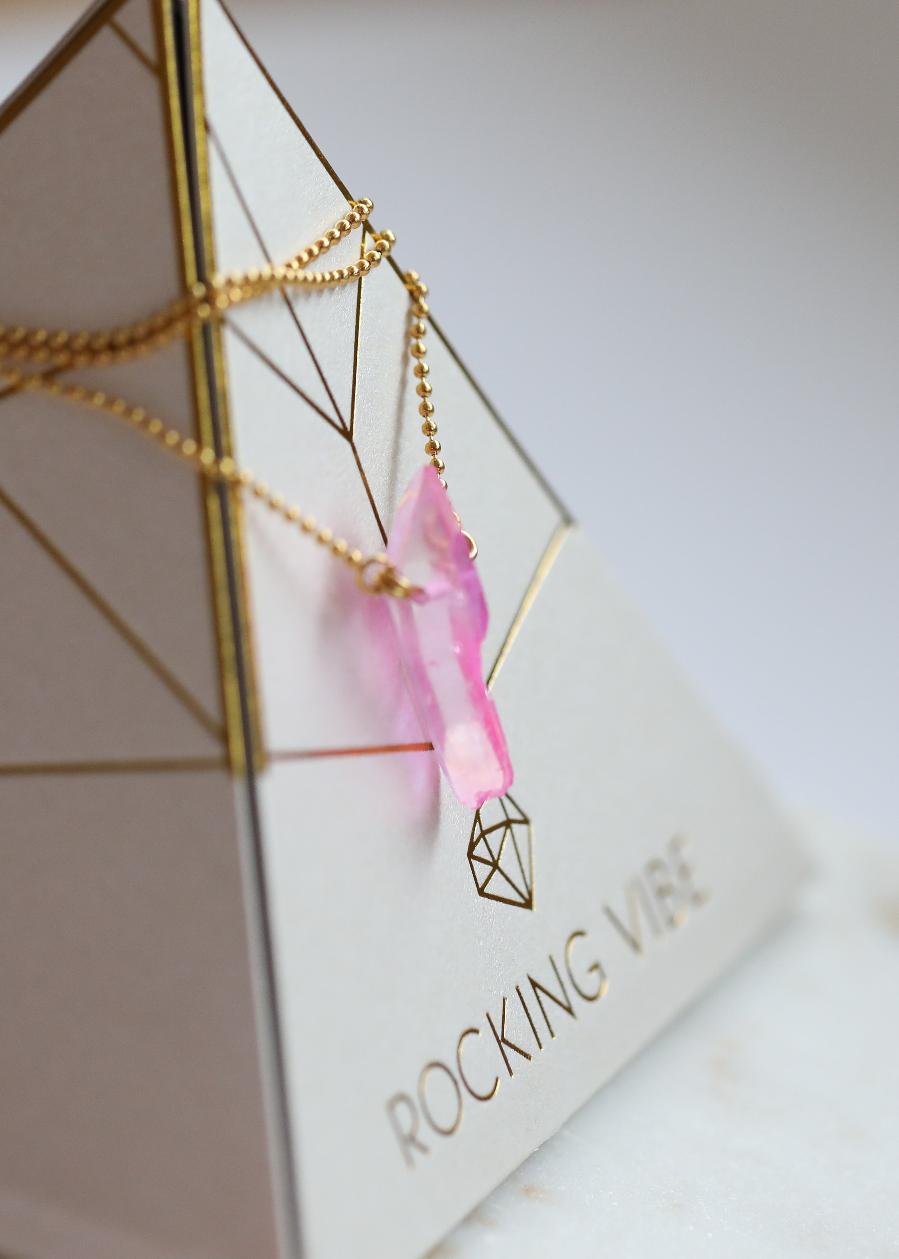 Glow diffuser necklace in pink - Rocking Vibe