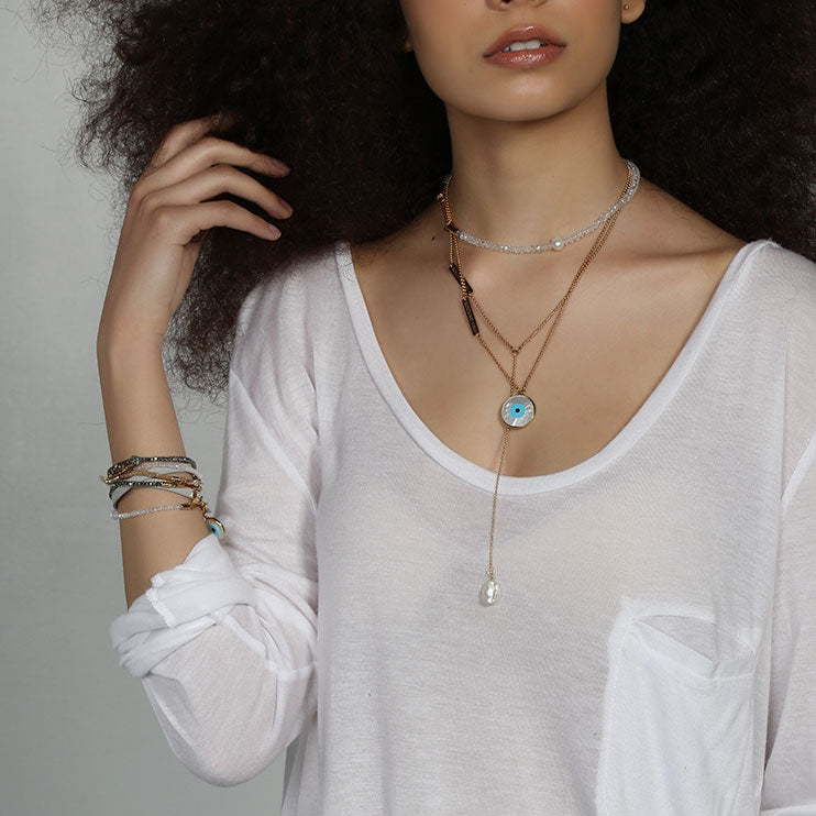 Nurture long diffuser necklace in gold - Rocking Vibe