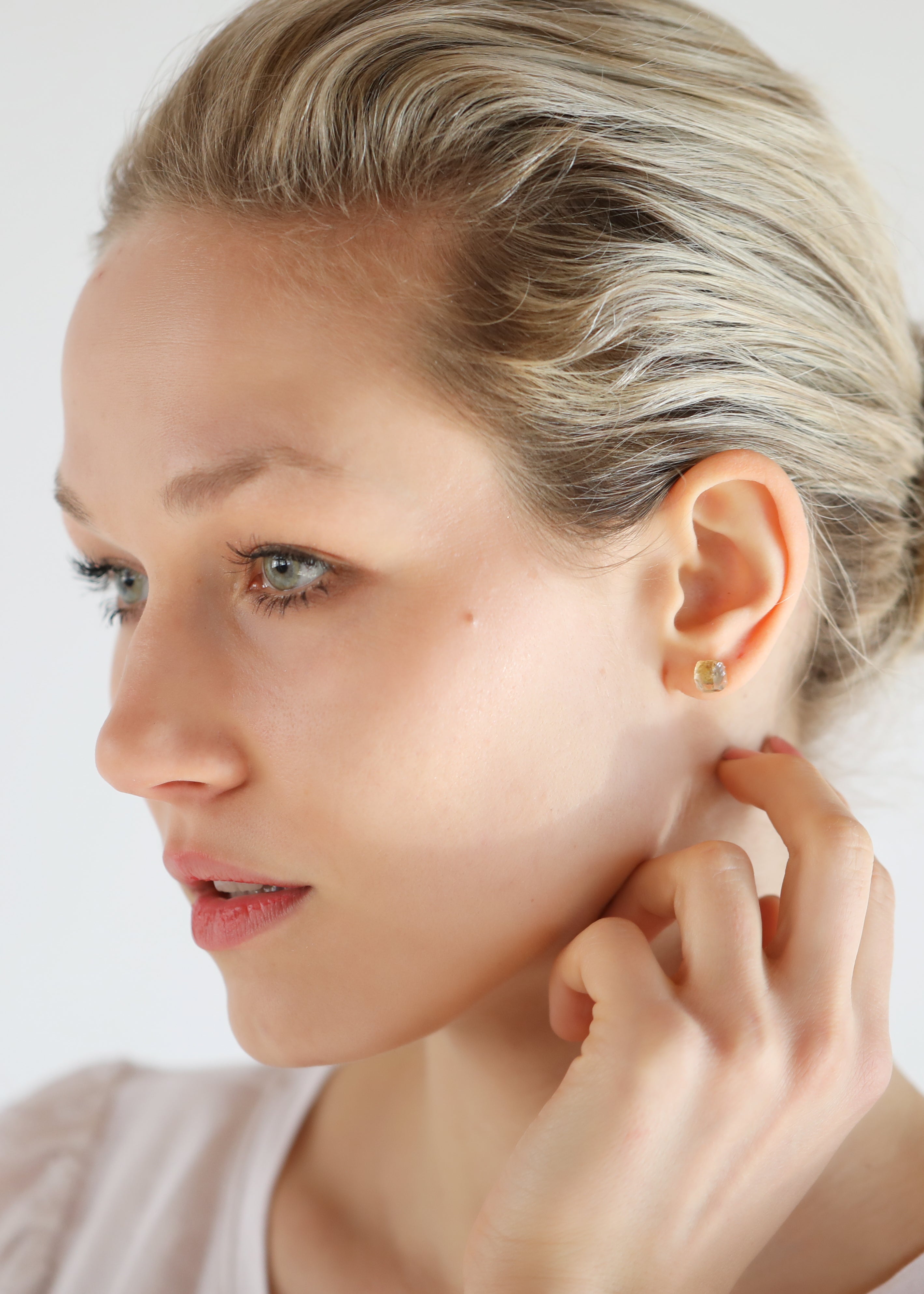Rock Stud Citrine Earring (single)