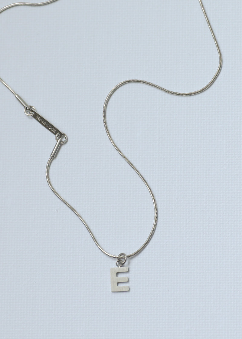 Short Necklace in steel