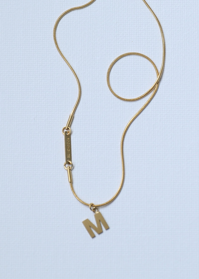 Short Necklace in Gold