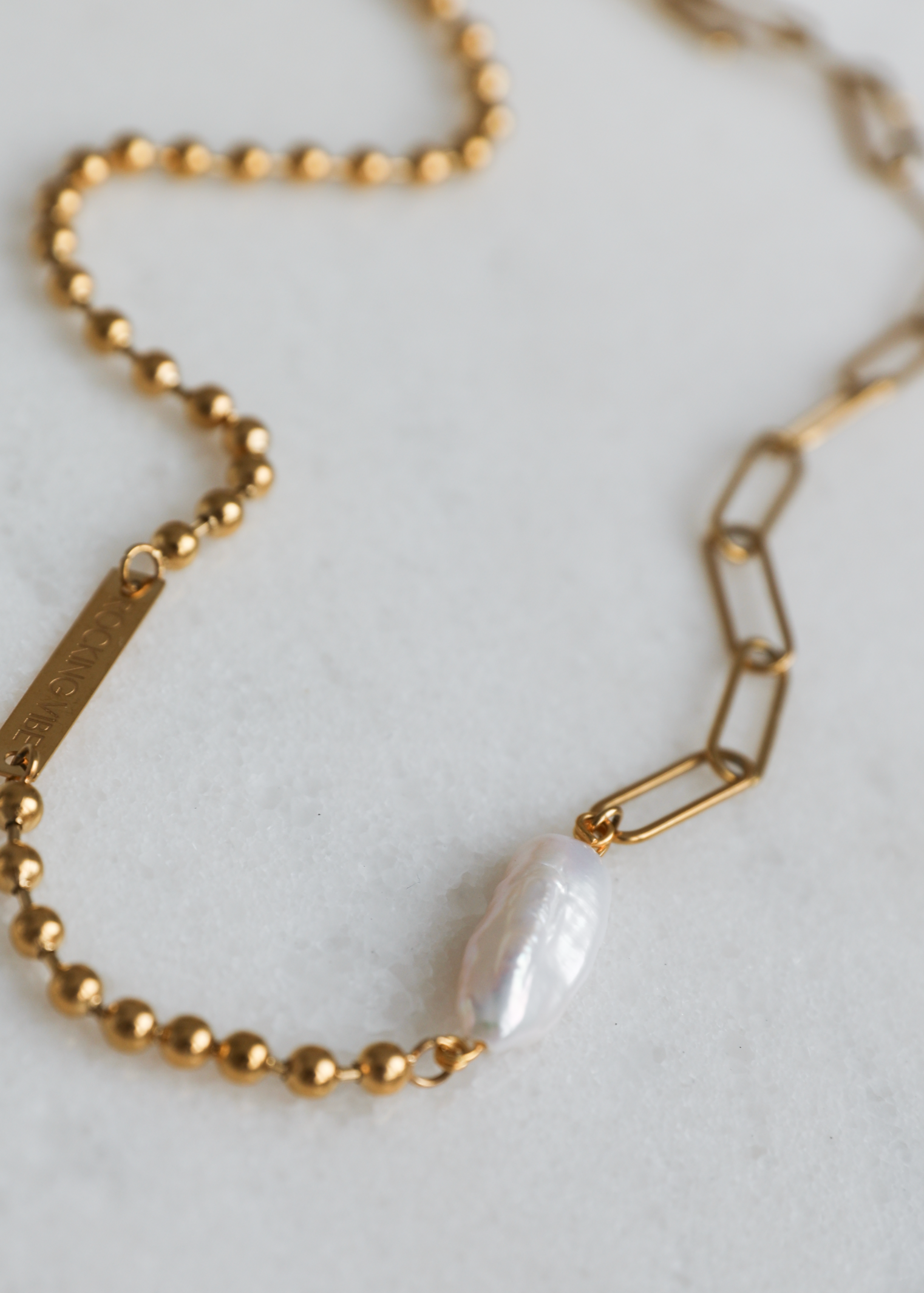 Mixer Pearl Edit necklace in gold - Rocking Vibe