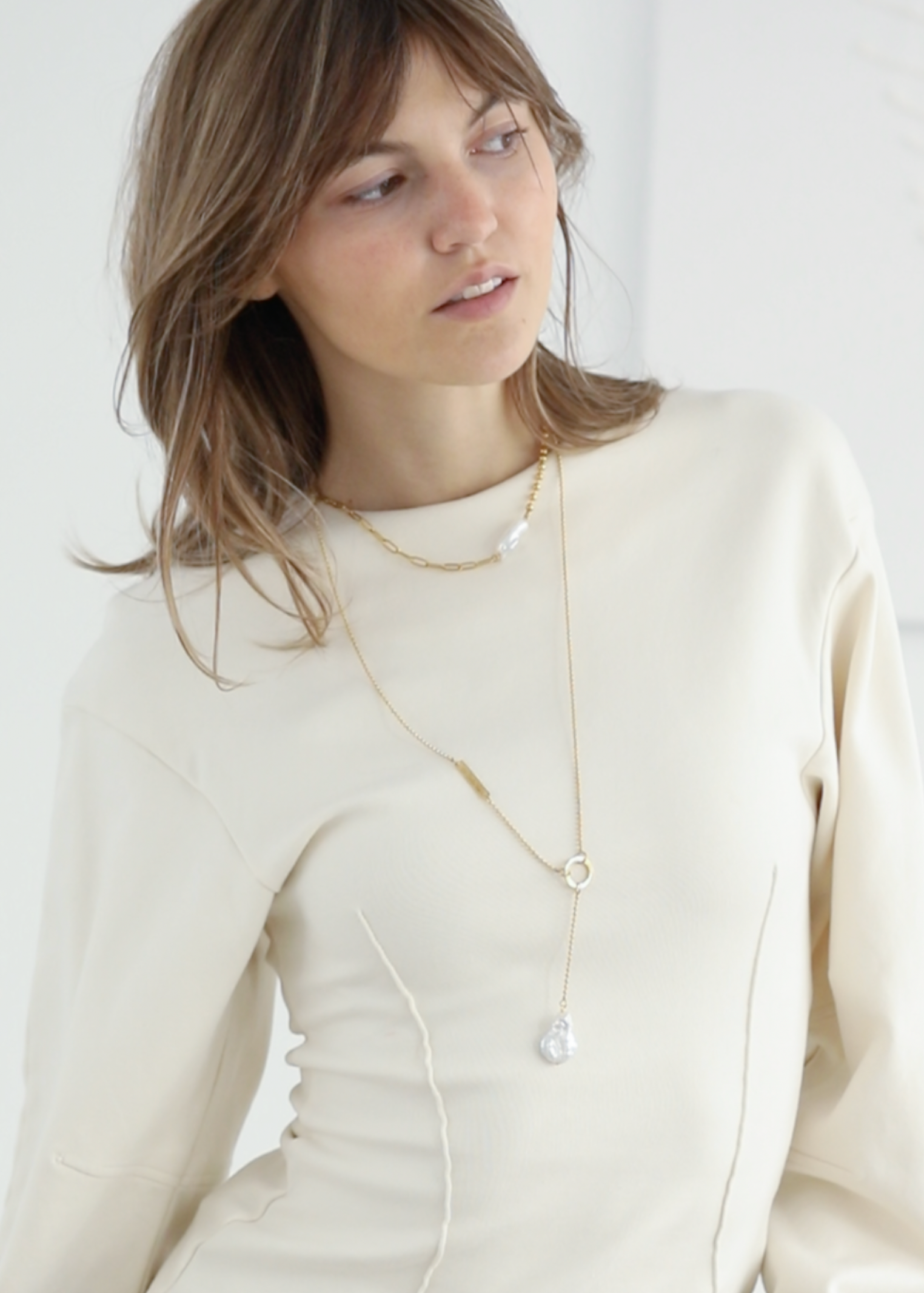 Pearl Edit long necklace in gold - Rocking Vibe