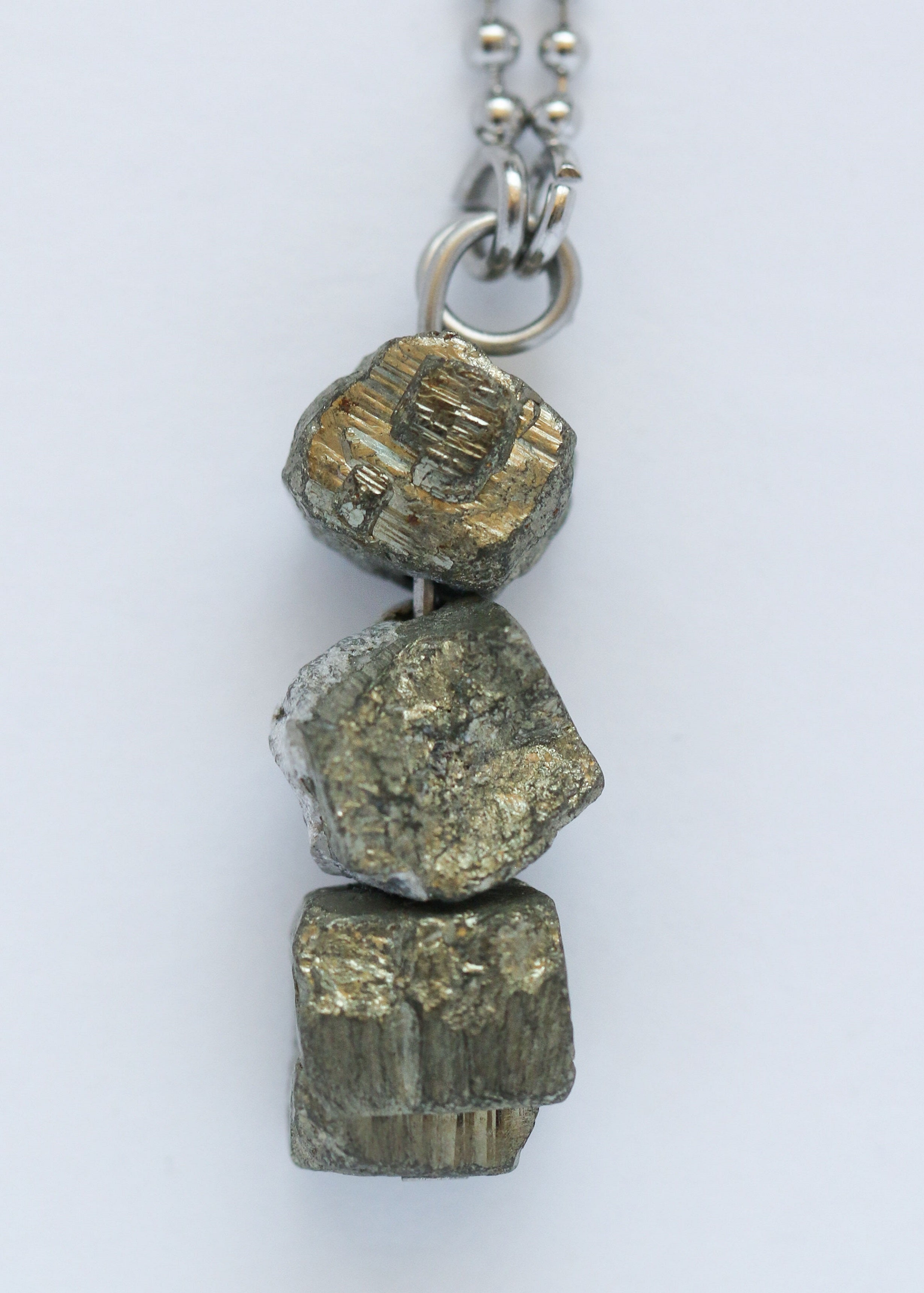 Armor necklace in steel, alternate view - Rocking Vibe
