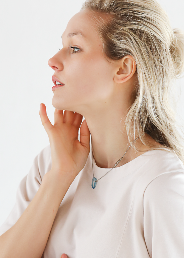 Design your own Glow diffuser necklace - Rocking Vibe