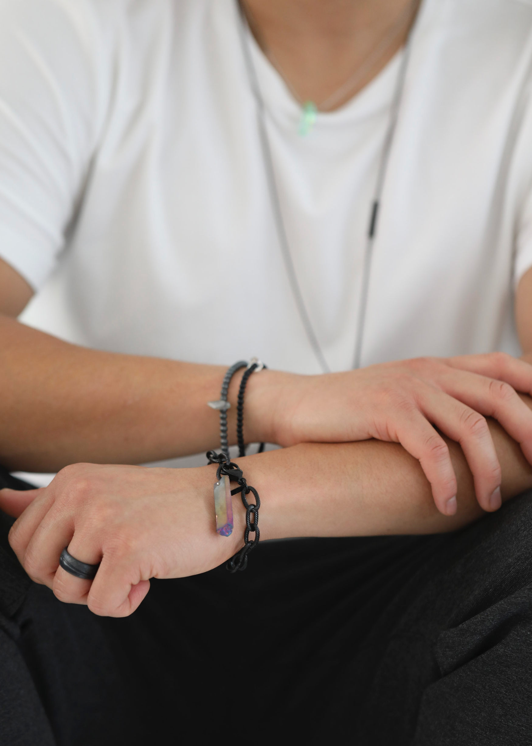 Elevate bracelet in gunmetal - Rocking Vibe