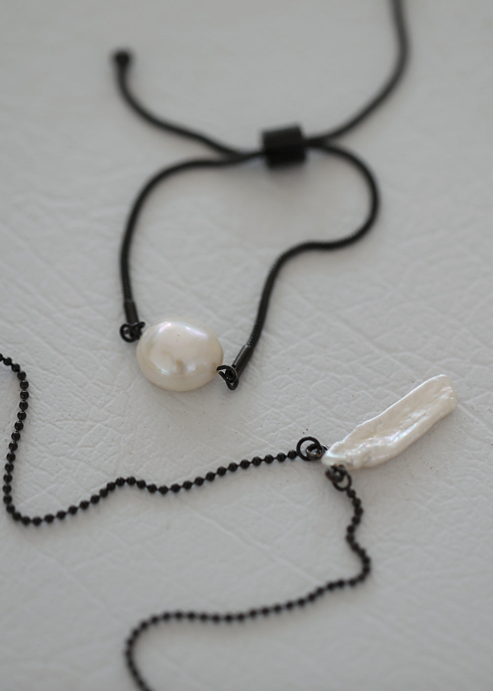 Fluid necklace in gunmetal, unisex - Rocking Vibe