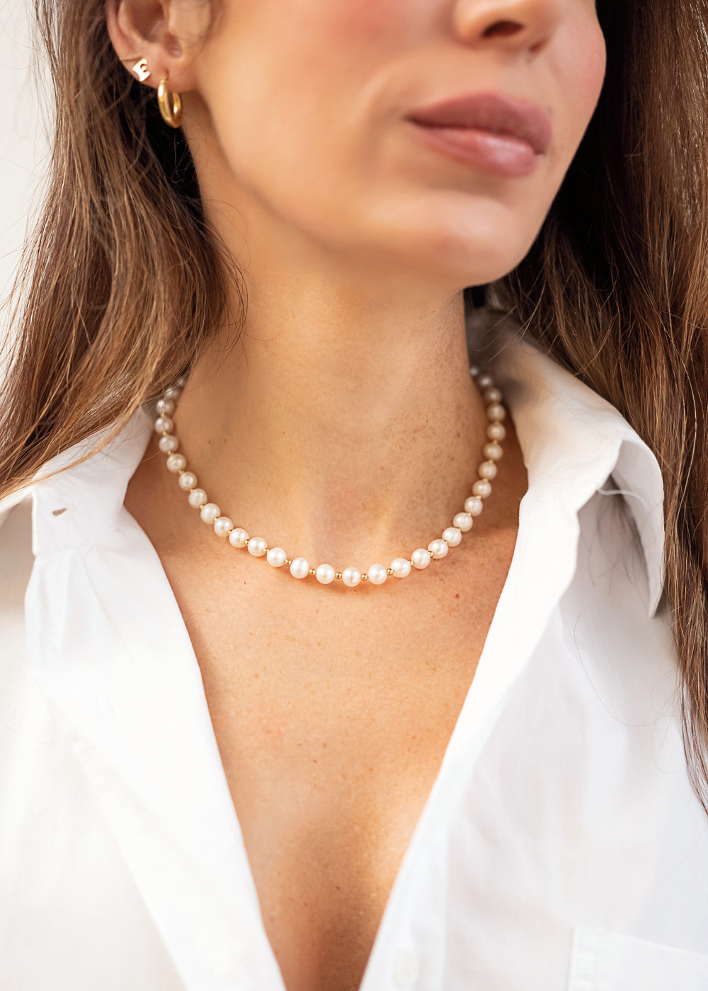 Fluid pearl strand necklace in gold - Rocking Vibe