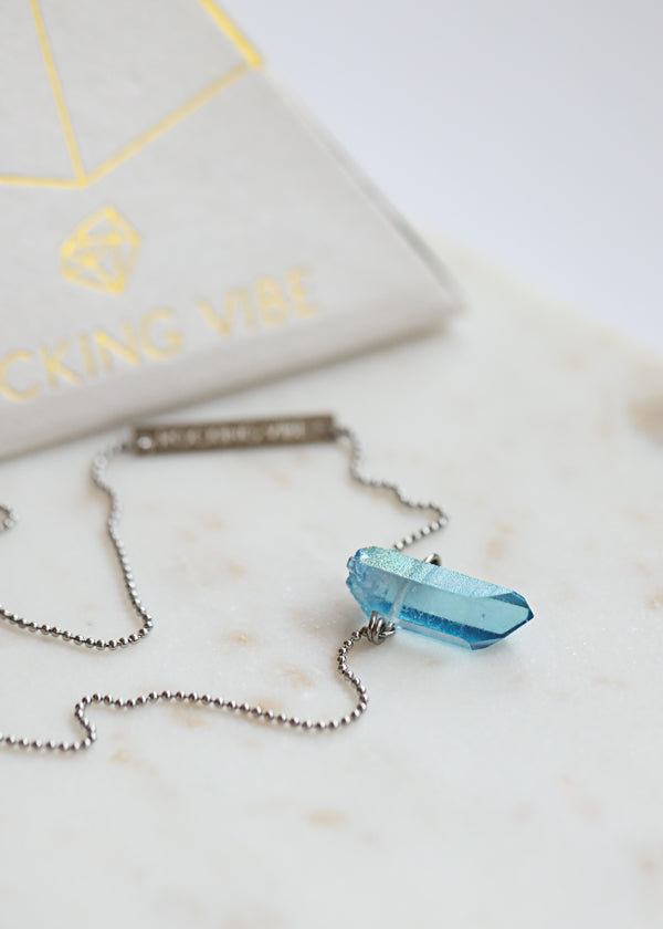 Glow diffuser necklace in aqua - Rocking Vibe