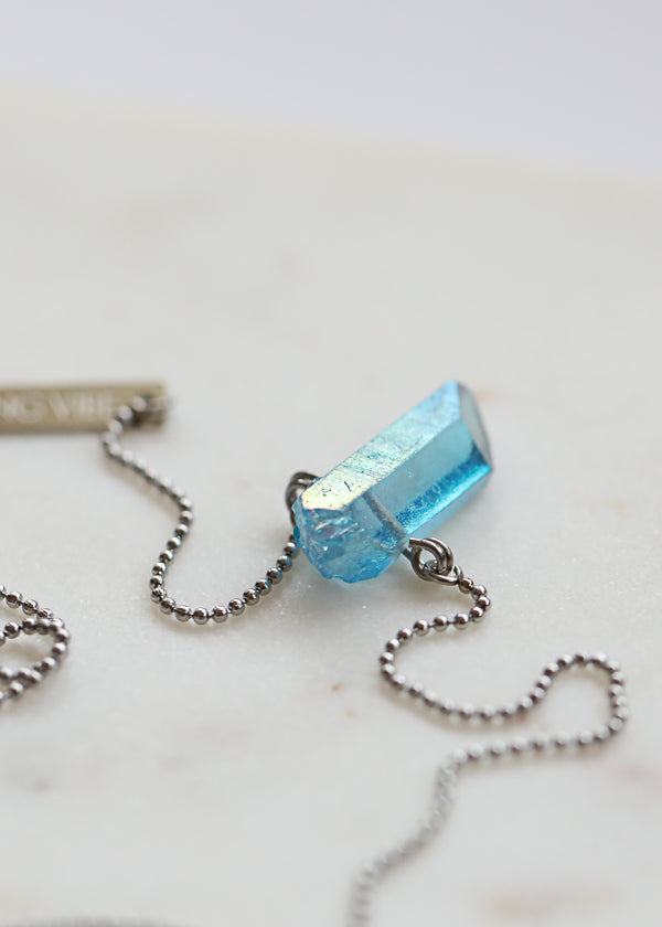 Glow diffuser necklace in aqua - Rocking Vibe