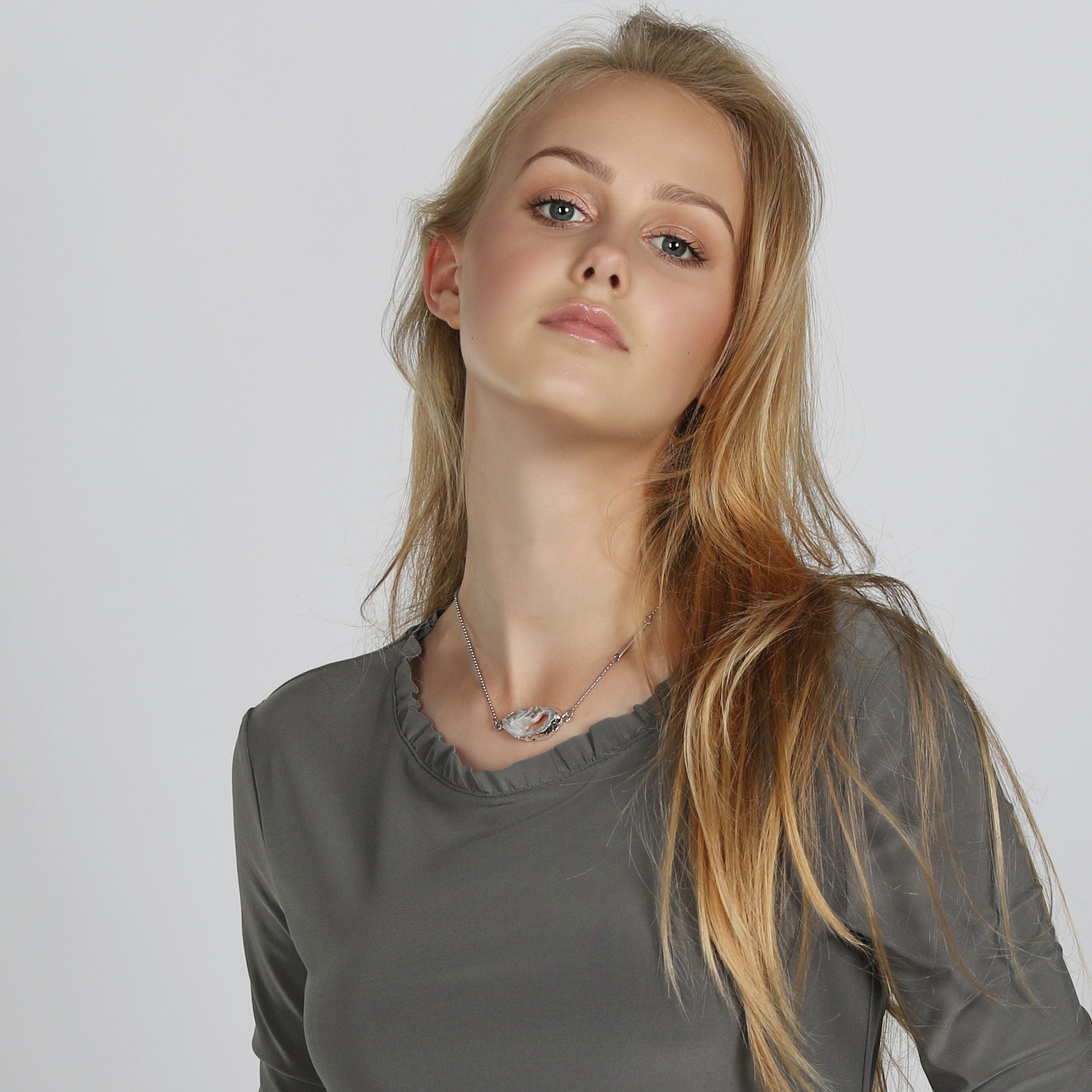 Inferno diffuser necklace in steel - Rocking Vibe
