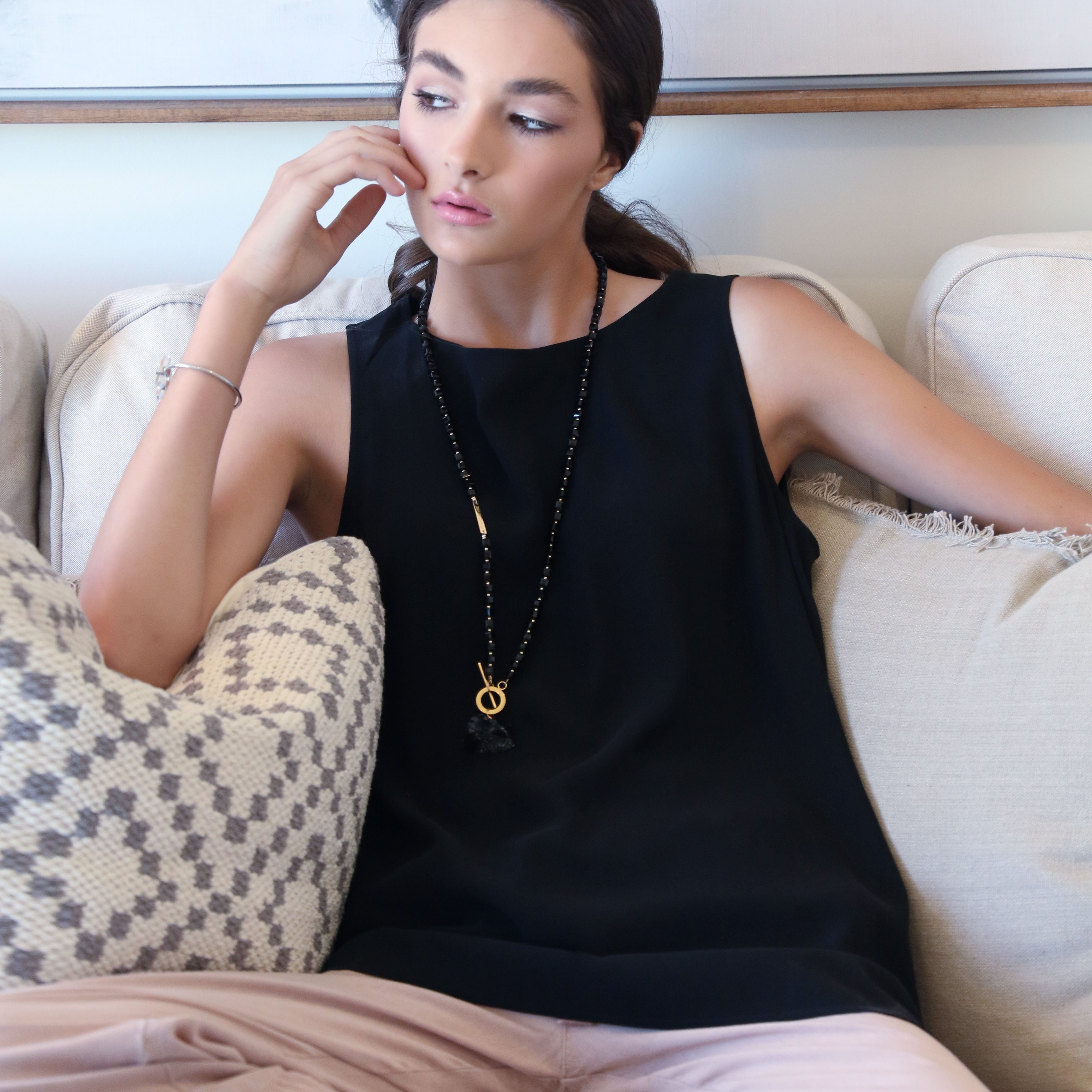 Mystic Soul diffuser necklace in gold - Rocking Vibe