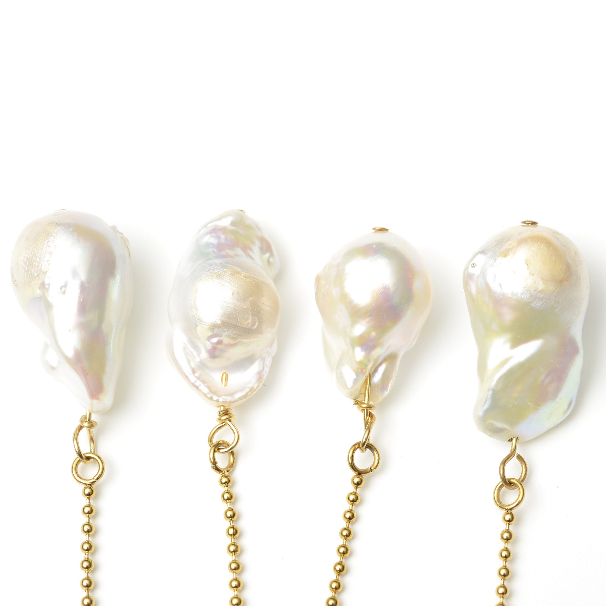 Nurture short diffuser necklace in gold - Rocking Vibe