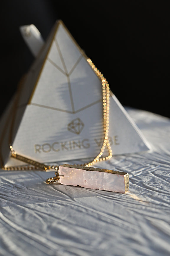 Rose Bar necklace in gold - Rocking Vibe