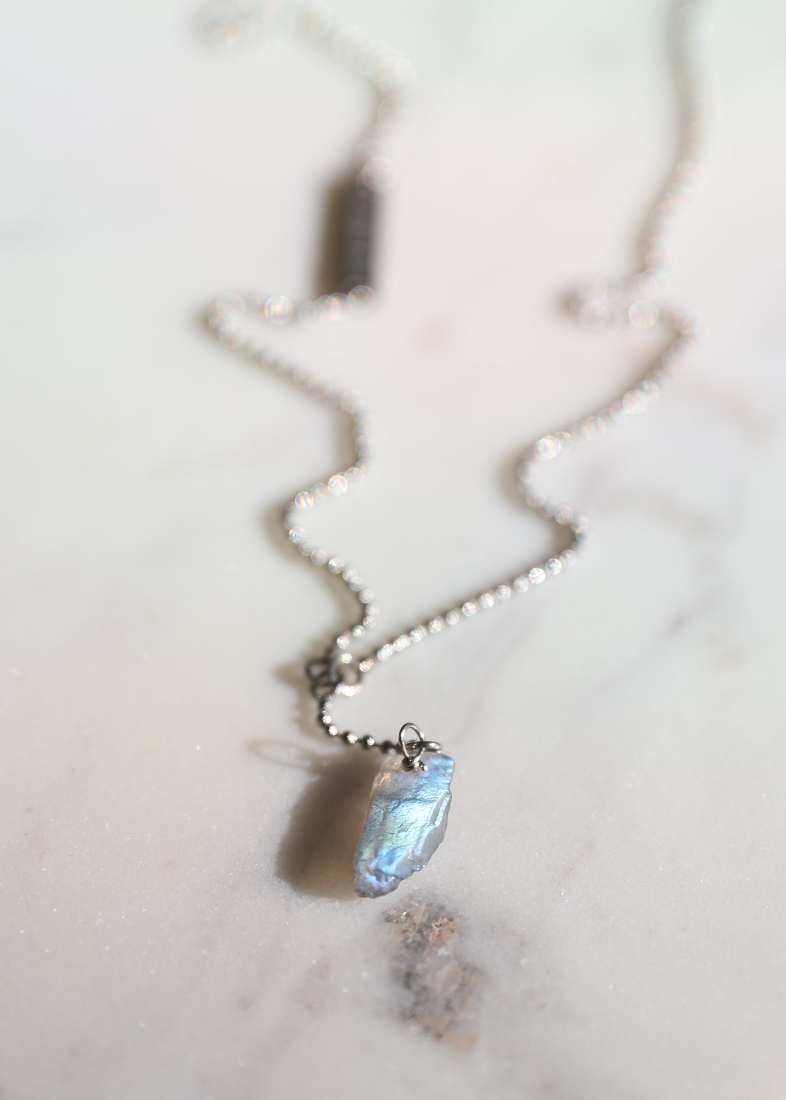 Talisman necklace, raw labradorite - Rocking Vibe